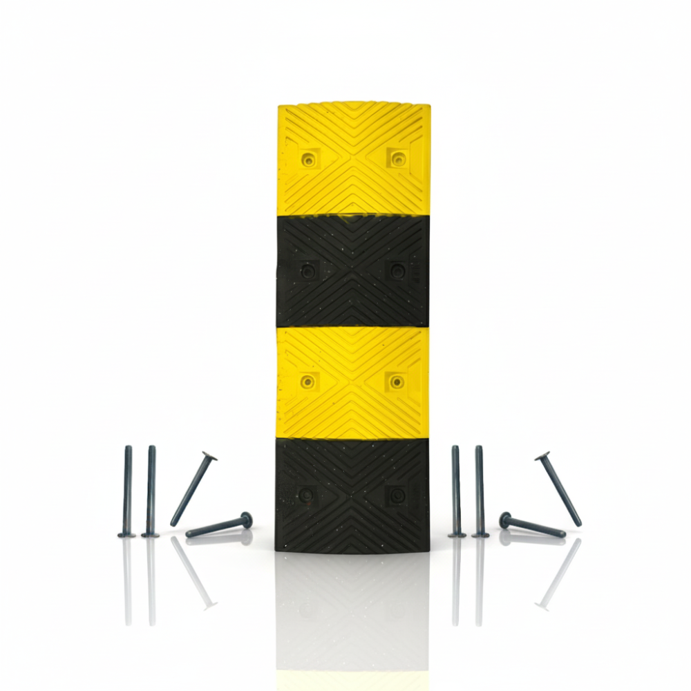 SSBO Polisi Tidur Karet 4 cm – Ukuran 100 × 35 cm, Hitam Kuning Reflektif Anti Slip + Baut Pemasangan