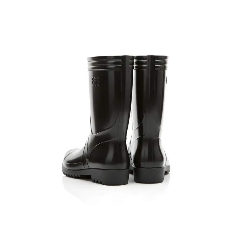 Sepatu Boot Karet Warna Hitam Anti Air & Anti Slip – Tinggi 25 cm, Kuat, Lentur & Nyaman Dipakai