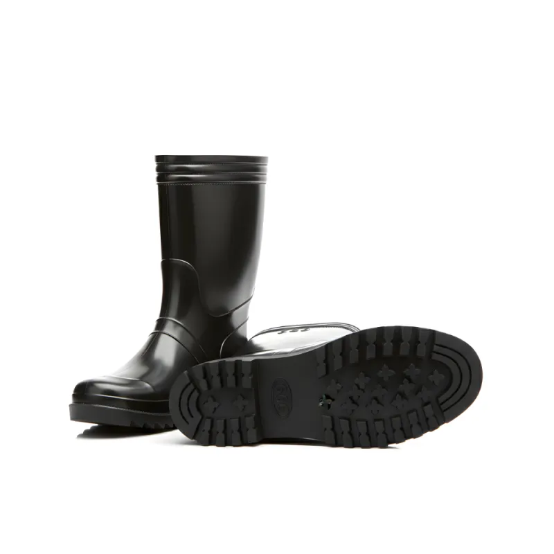 Sepatu Boot Karet Warna Hitam Anti Air & Anti Slip – Tinggi 25 cm, Kuat, Lentur & Nyaman Dipakai