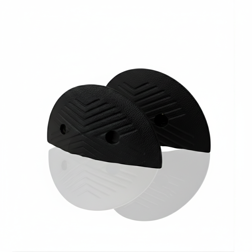 2 Ujung Polisi Tidur SSBO 4×18×35 – Warna Hitam, Anti Slip & Mudah Dipasang