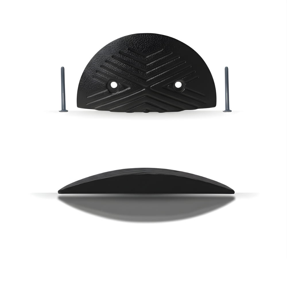 2 Ujung Polisi Tidur SSBO 4×18×35 + 4 Baut Pemasangan – Warna Hitam, Anti Slip & Mudah Dipasang