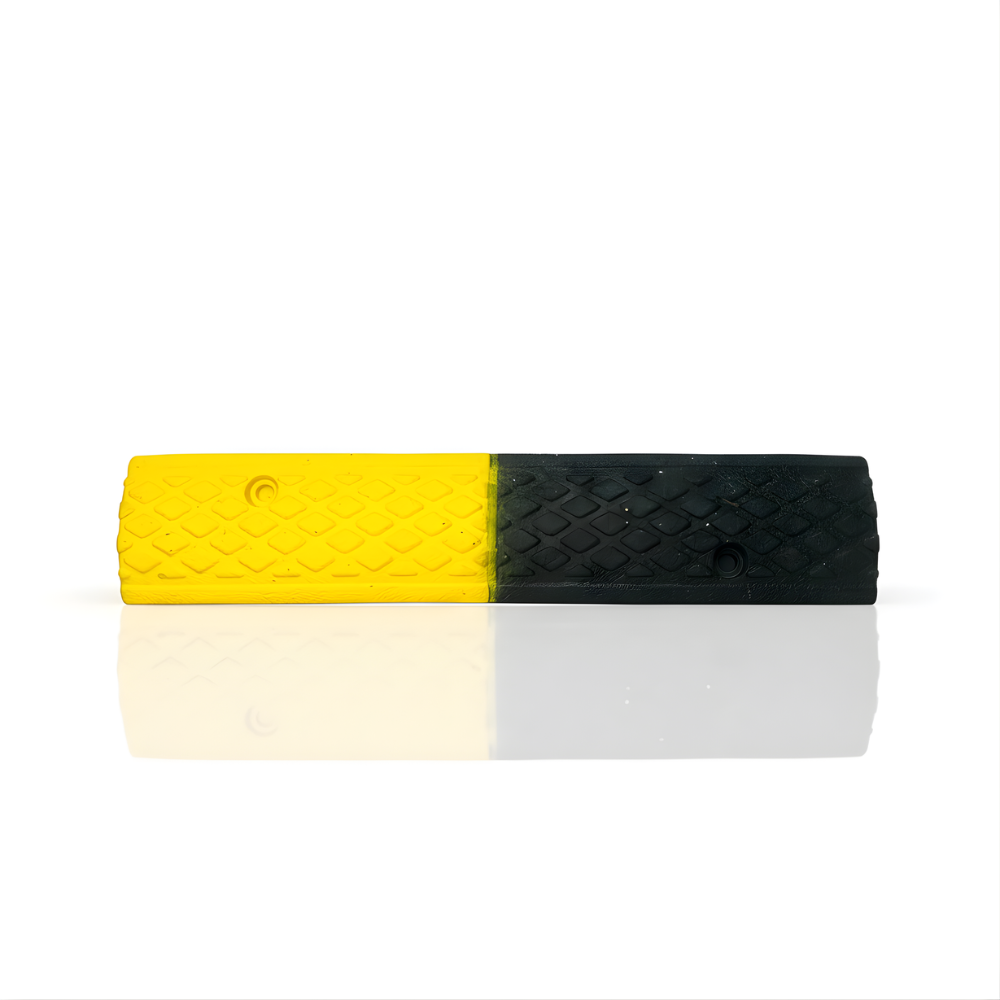 Polisi Tidur SSBO 10×50×2 cm – Rubber Speed Bump Hitam Kuning, Anti Selip & Mudah Dipasang