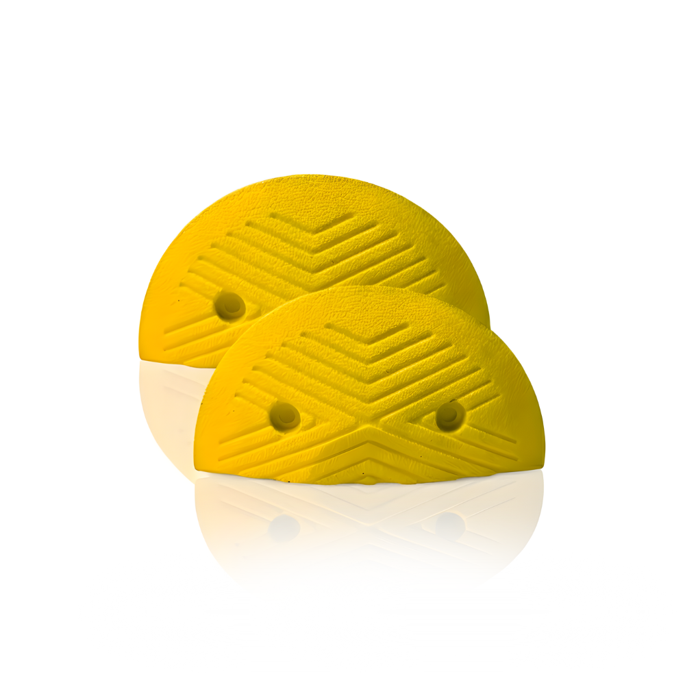 2 Ujung Polisi Tidur SSBO 4 × 18 × 35 cm – Warna Kuning, Anti Slip & Mudah Dipasang